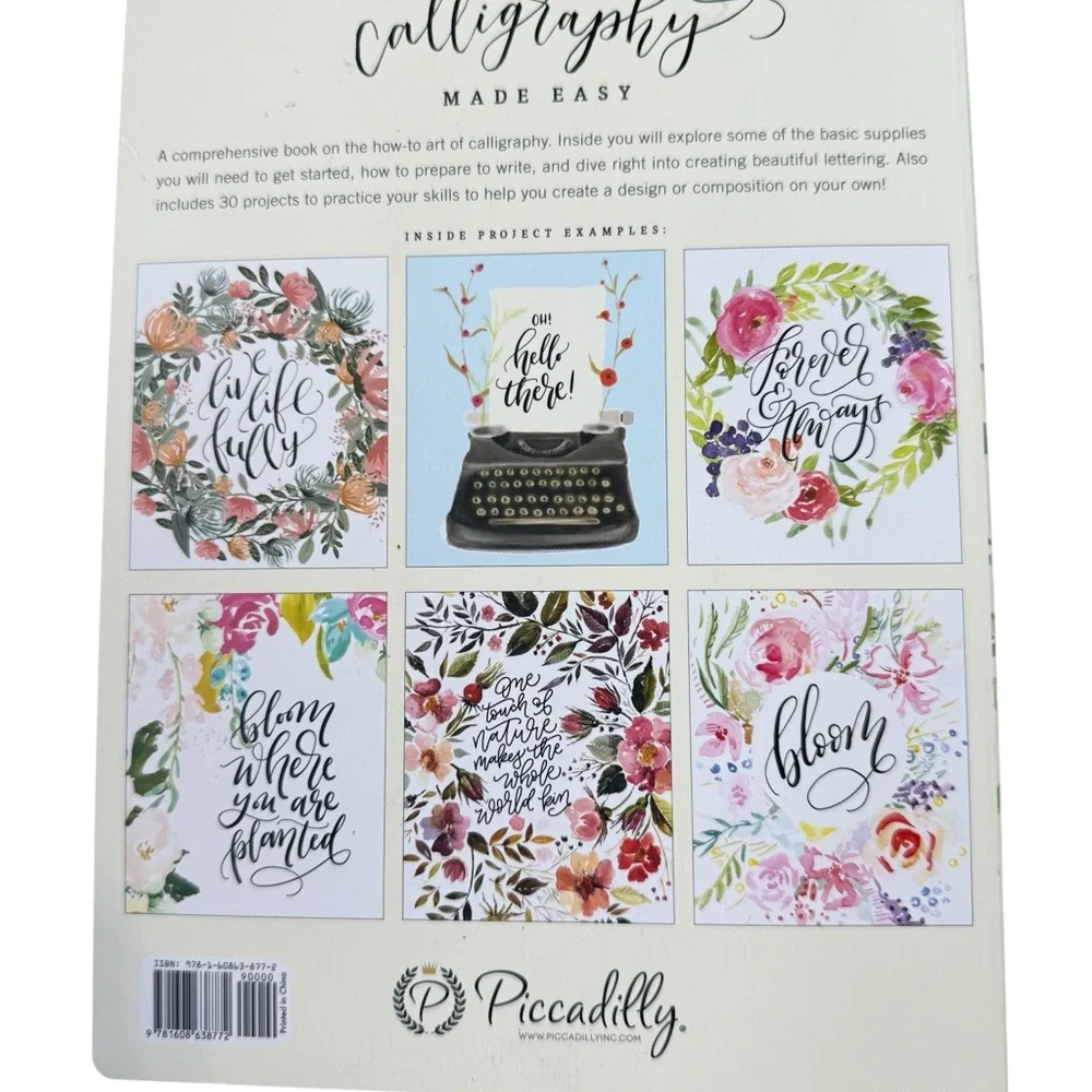 Floral‎ Calligraphy Guide Book